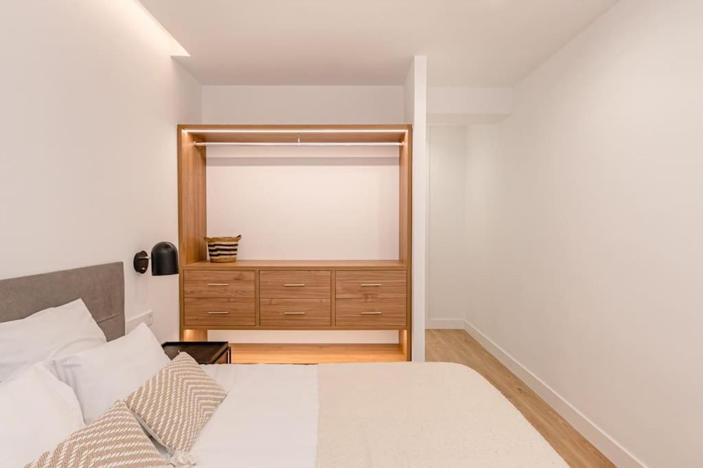 Centro Xiv Calle Mayor 3br 3bh Appartement Madrid